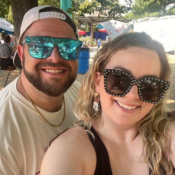 Meet your Posher, Leah - Picture 4 of 17